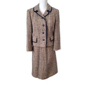 Vintage 1960s Towncliffe Suit Set Blue,Tan,White Boucle Navy Trim Women's Small